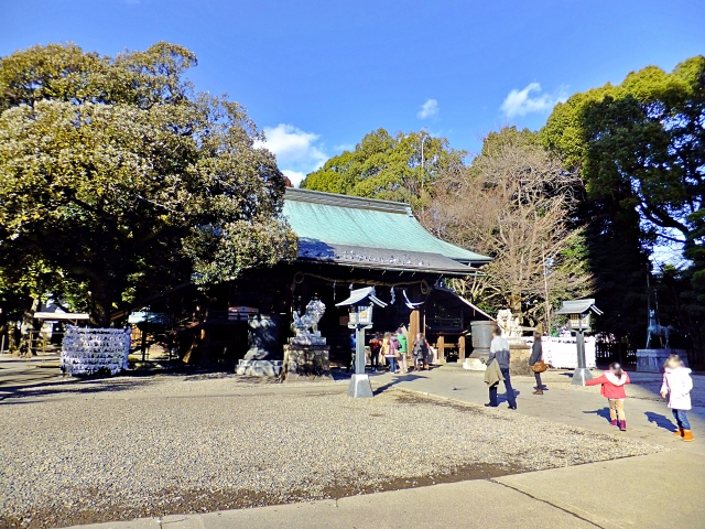 宇都宮二荒山神社の初詣2026屋台はいつまで？何時から何時までで出店場所どこ？ブログ記事に挿入する二荒山神社の境内の画像