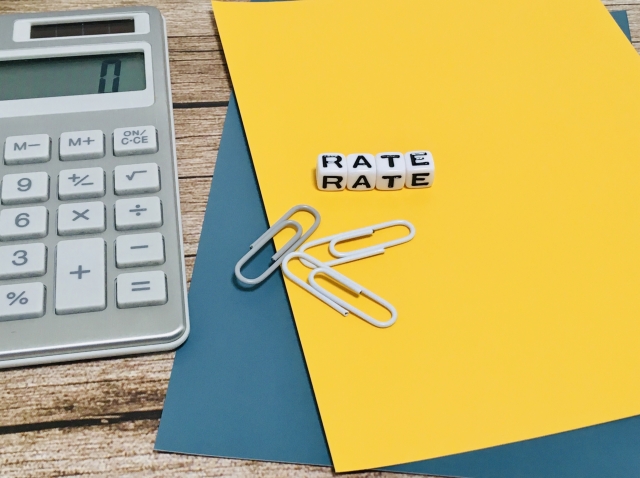 M!LK（ミルク）ハイタッチ会の会場は東京のどこ？倍率は？ブログ記事に挿入するRATEと書かれたブロックと電卓の画像